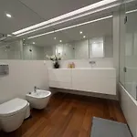 아파트 Luxury River View 3br With Pool By Airport 리스본