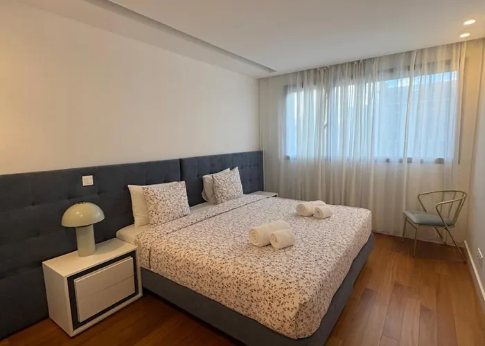 Appartement Luxury River View 3br With Pool By Airport *