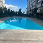Luxury River View 3br With Pool By Airport *