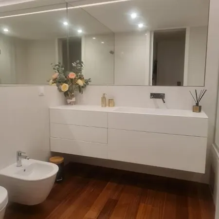 Luxury River View 3br With Pool By Airport Daire *